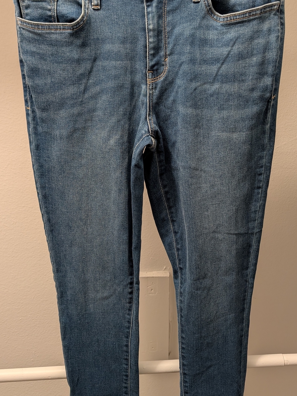 Classic Blue Women’s Jeans Mid Rise